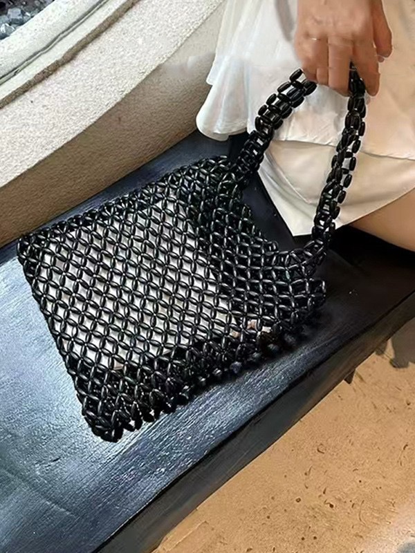 ins niche design wooden bead bags, hand-woven bags, underarm bags, shoulder bags, hollowed-out bags, vacation beach bags detail image 4