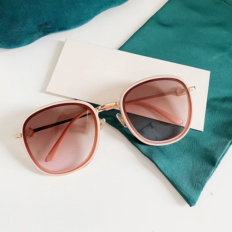 Cross-lens women's 2021 fashion sunglasses with irregular designs for both men and women