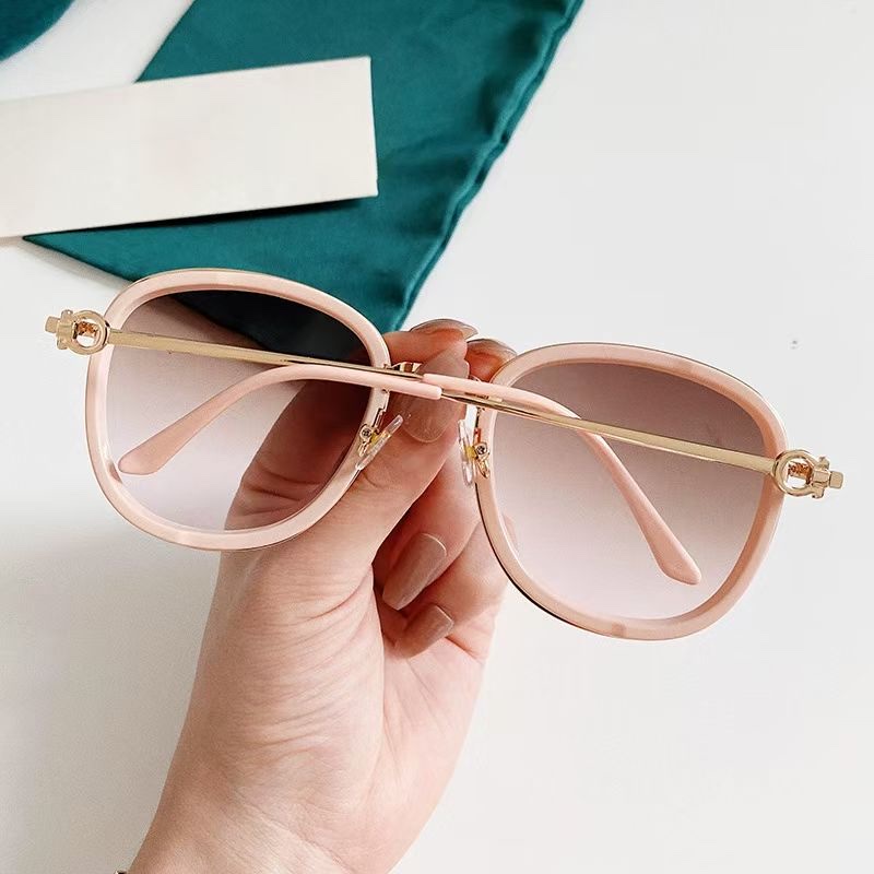 Cross-lens women's 2021 fashion sunglasses with irregular designs for both men and women detail image 8