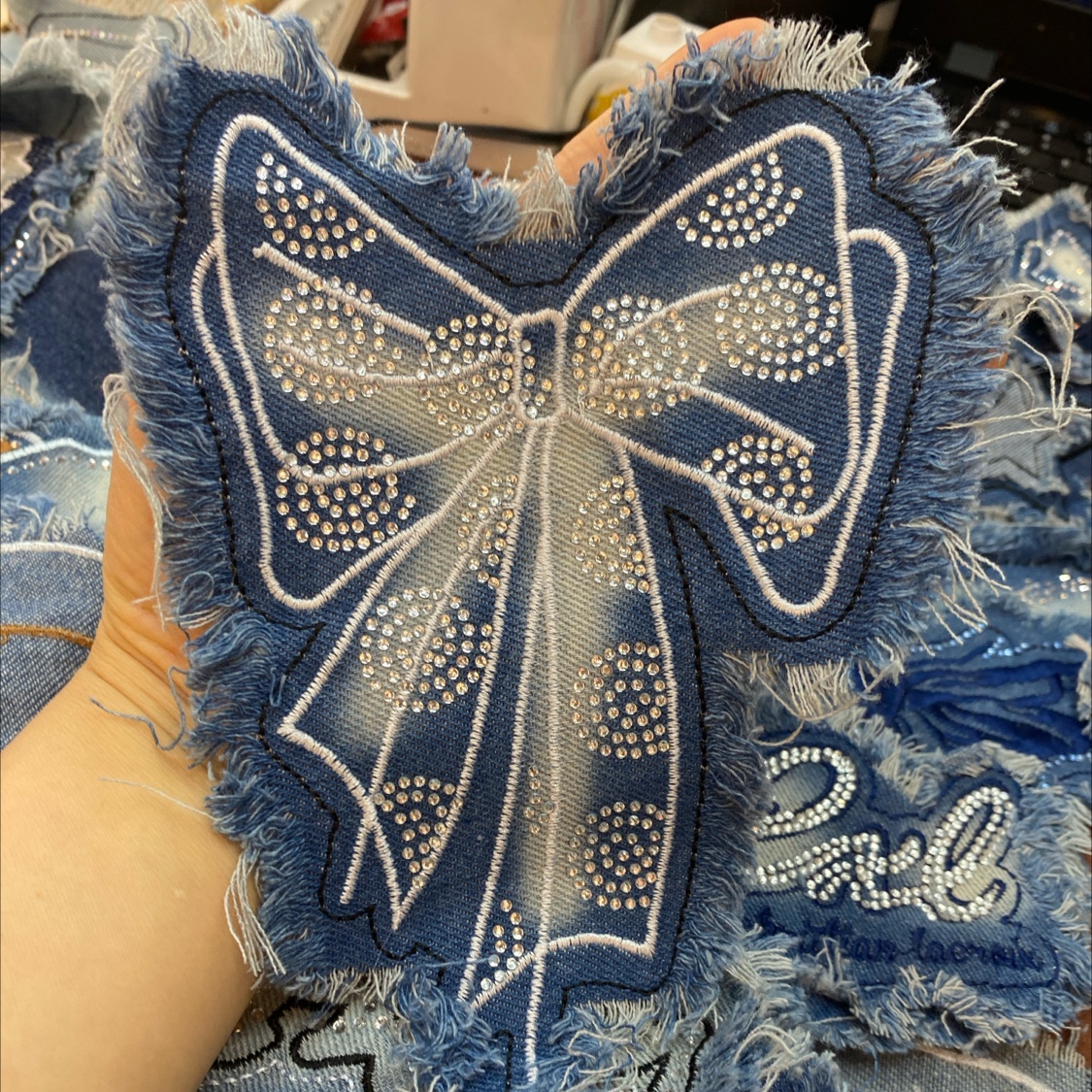 牛仔辅料系列服装辅料烫钻带