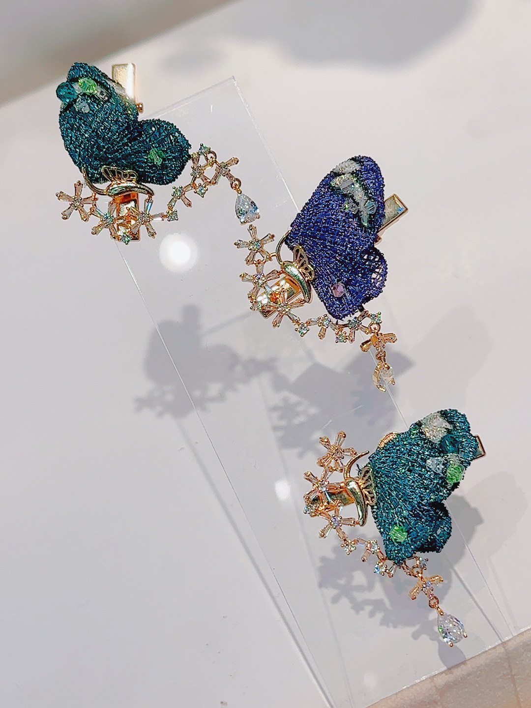 Crystal embroidery brooches, lapels, butterfly embroidery jewelry, and jewelry mysticism detail image 6