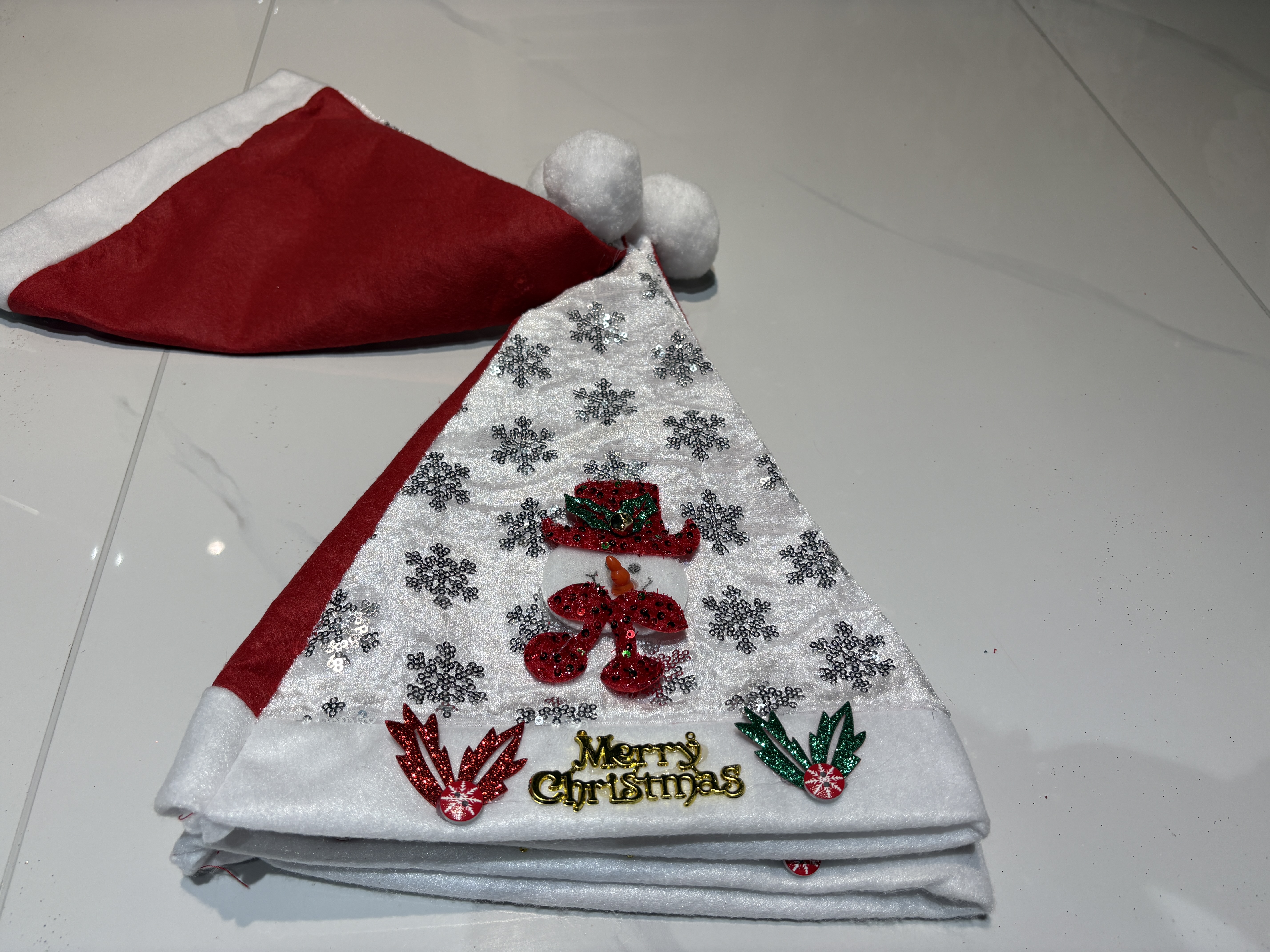 Factory direct sales Christmas festival decorations, Christmas hats, embroidered hats, Christmas gifts for adults and children, Christmas decorations Specification image