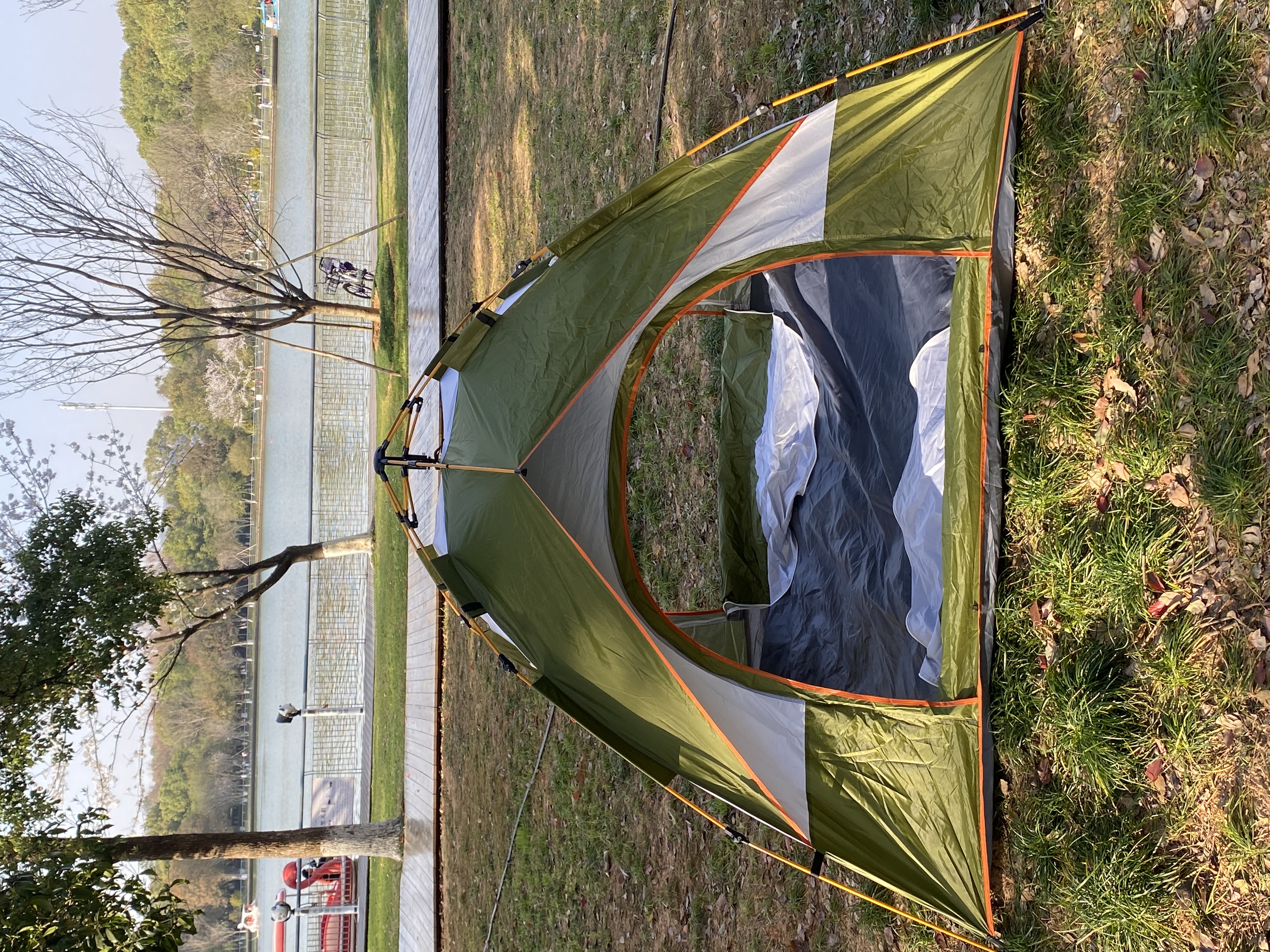 专业生产四脚帐篷户外露营防风防水防晒帐篷