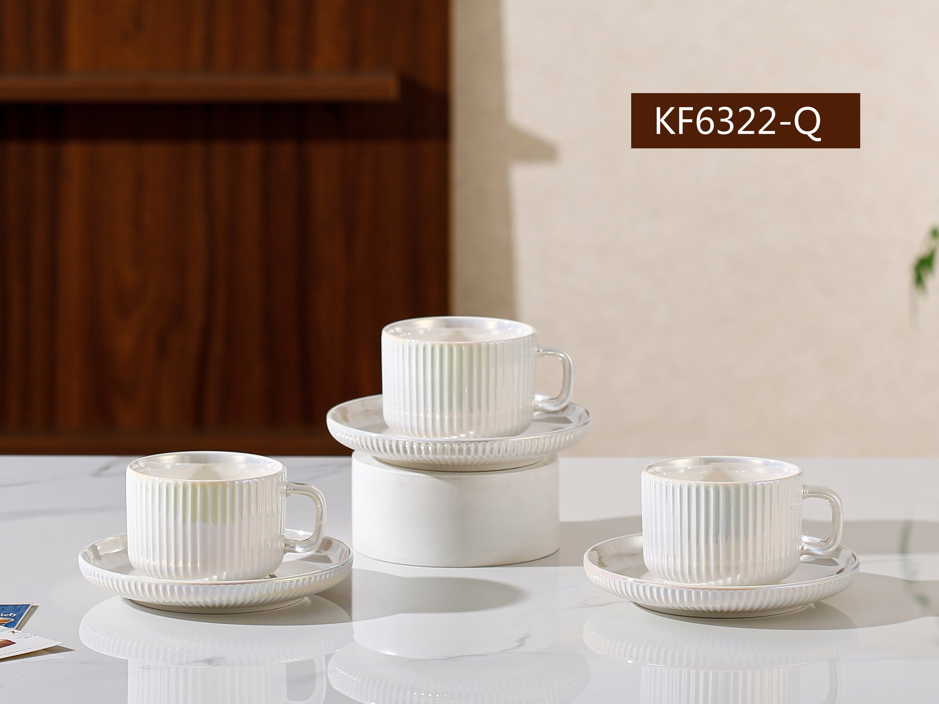 Factory direct sales of Nordic minimalist ceramic cups with gold edges, high-end and light luxury Arabian and Middle Eastern cups and plates, electroplated cups and plates sets Specification image
