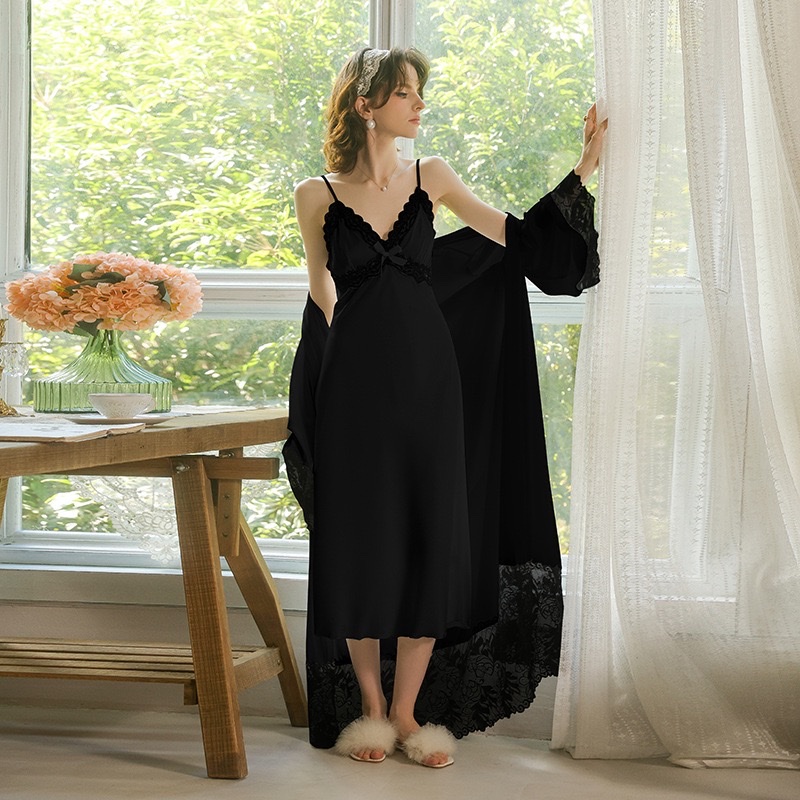 French light luxury satin lace patchwork pajama set, sexy halter cardigan and bathrobe two-piece set 856 Application Scenario