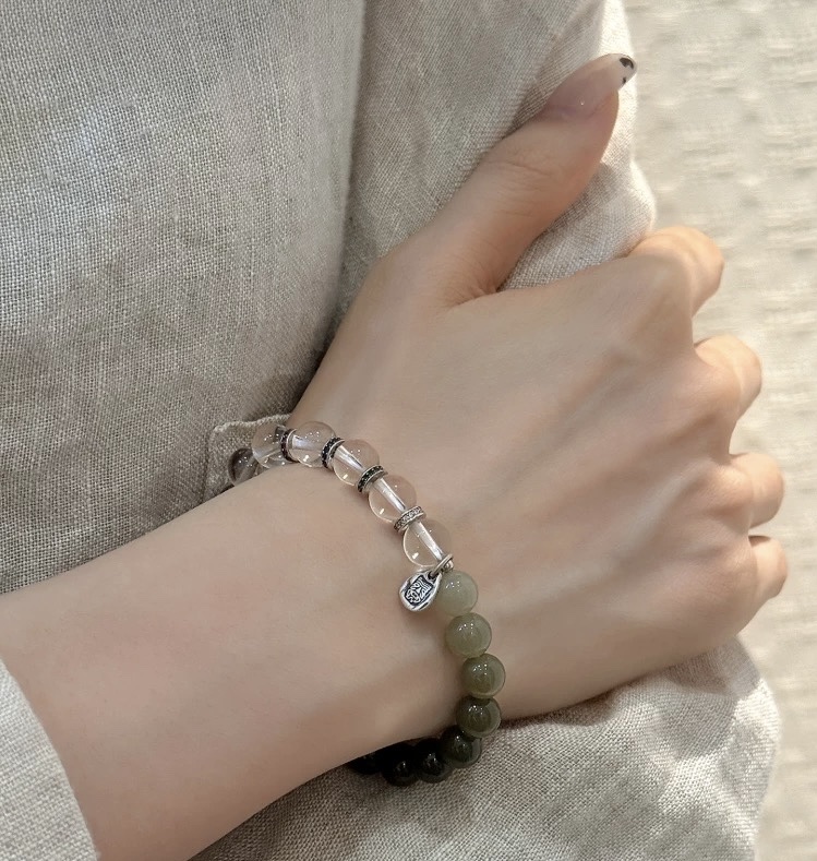 S925 silver-white crystal Hetian jade gradient round bead Zaki elastic bracelet, a collectible detail image 2