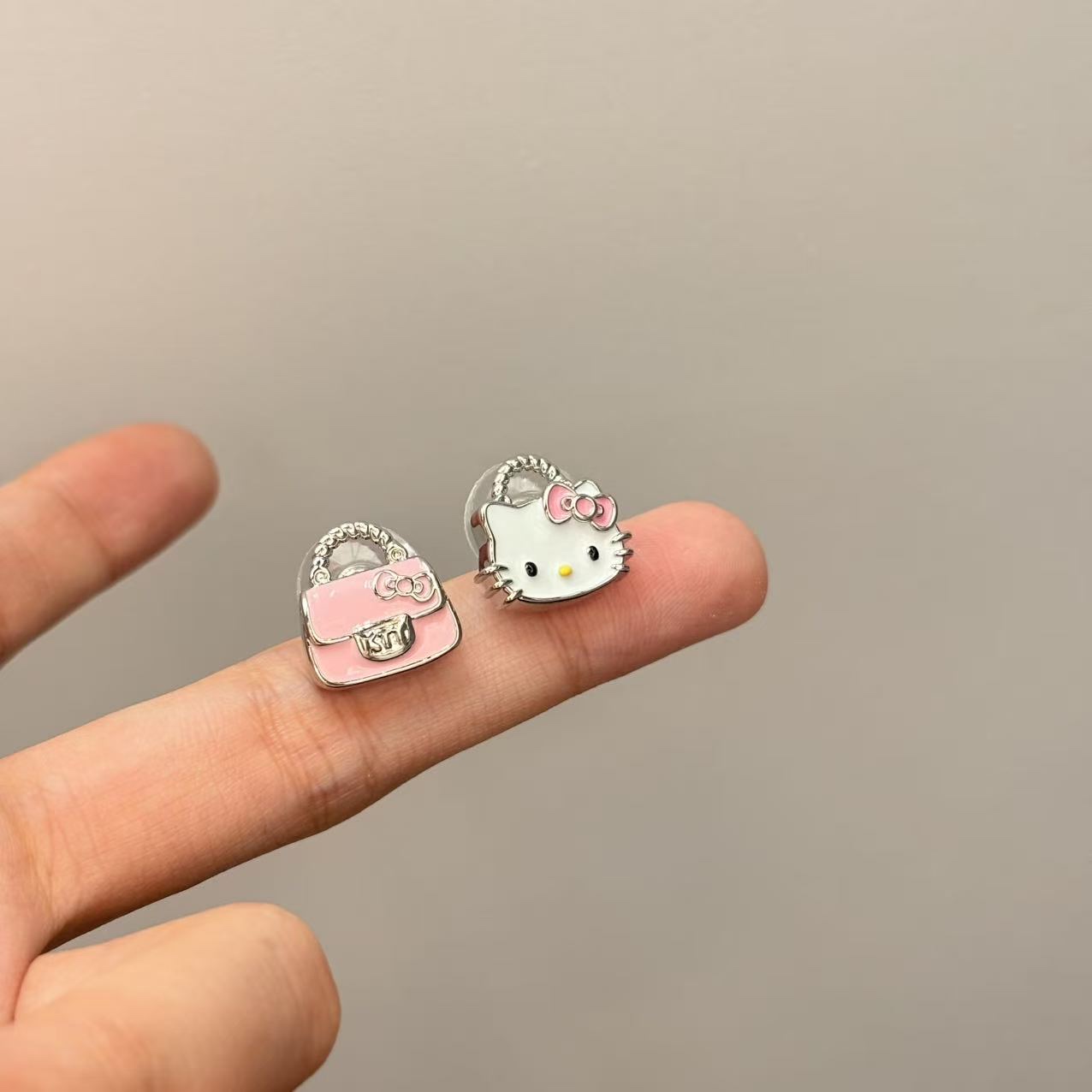 粉猫粉包耳环