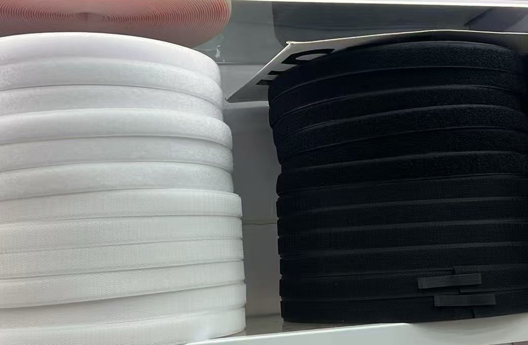 2 cm Velcro with Velcro and polyester nylon blend, reusable, seamless, strong anti-slip Velcro