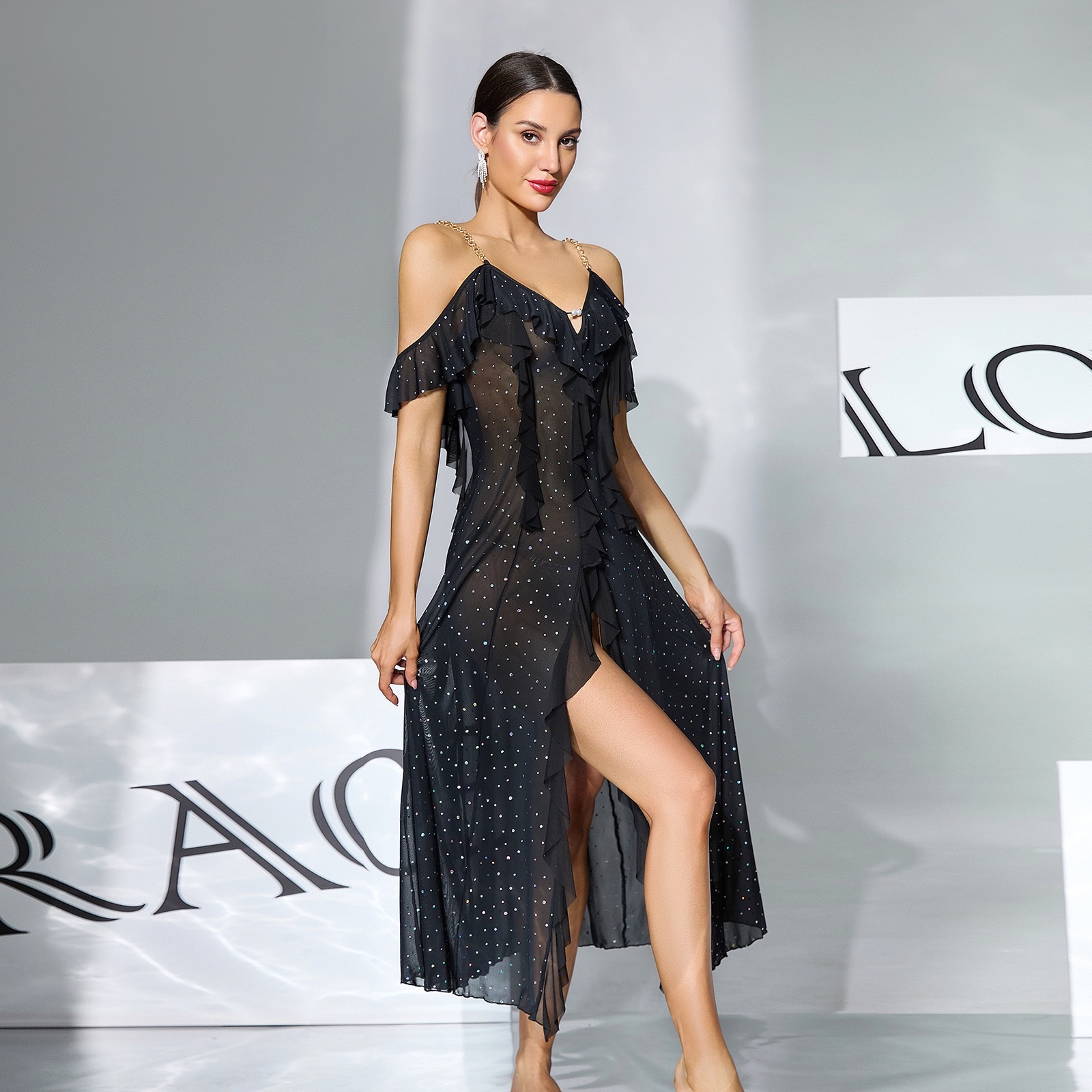 Ladies' sexy chain shoulder strap off-the-shoulder sleeping dress, sheer, sequined, ruffled, slit, long style 1166 Specification drawing