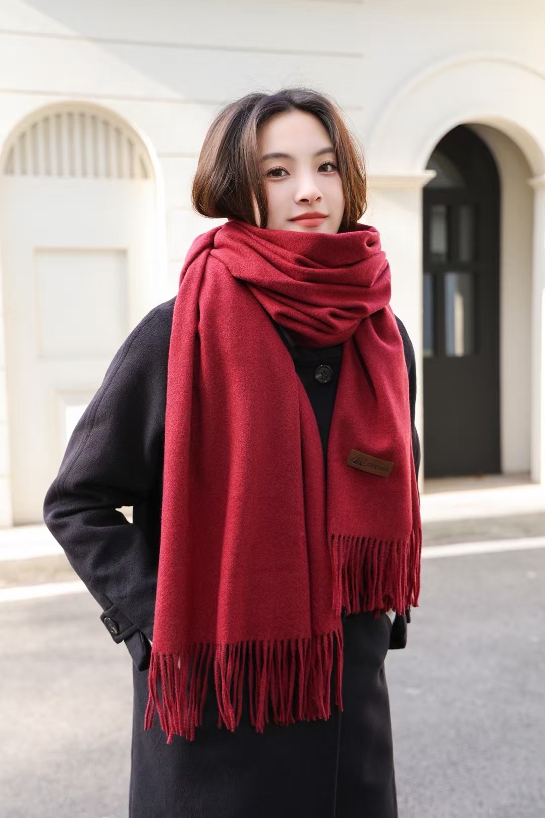 Solid color scarf, thick and warm women's autumn and winter new style detail image 4