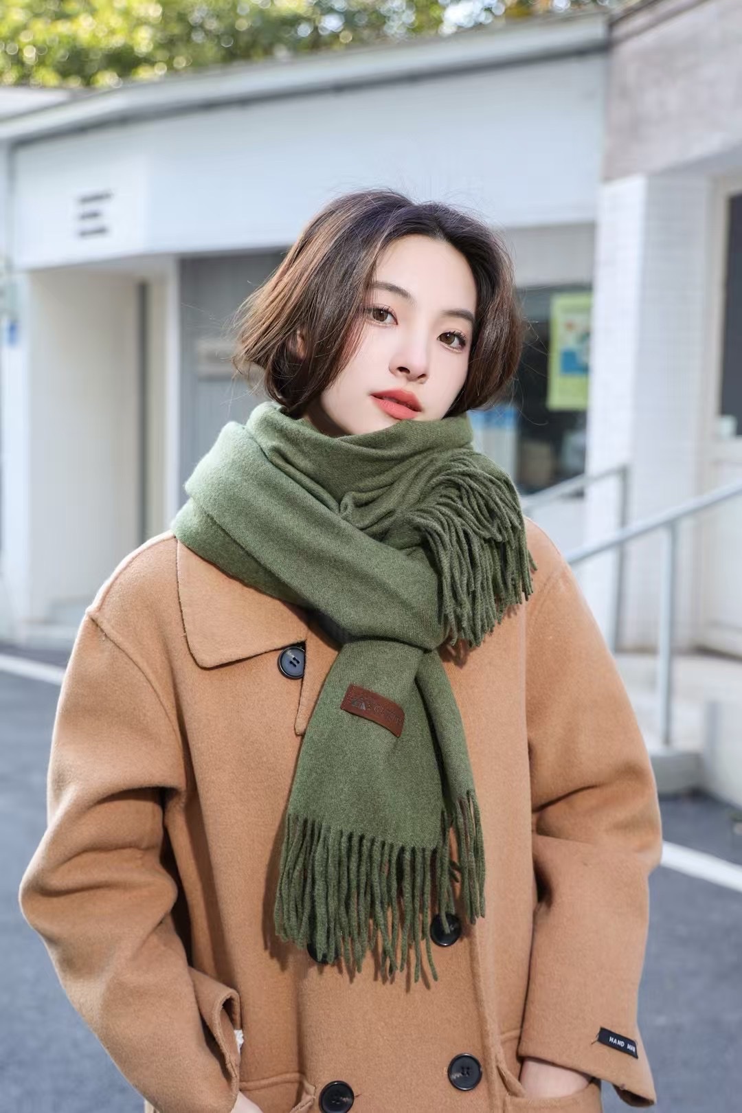 Solid color scarf, thick and warm women's autumn and winter new style detail image 6