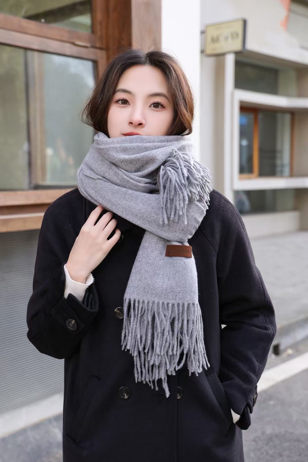 Solid color scarf, thick and warm women's autumn and winter new style detail image 7