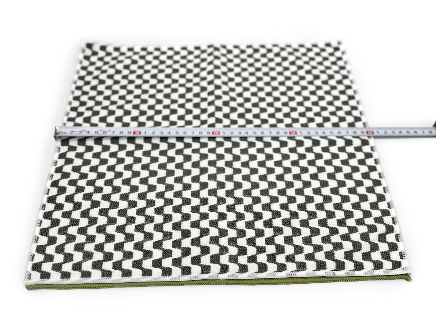 Factory direct sales of carbon fiber striped kitchen cloths for wiping tables, degreasing and cleaning cloths, double-sided double-effect scouring pads, wholesale cloths Item Picture