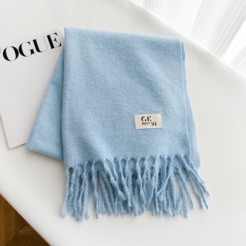 A thick and warm winter scarf, a fashionable Korean-style woolen scarf for women detail image 20