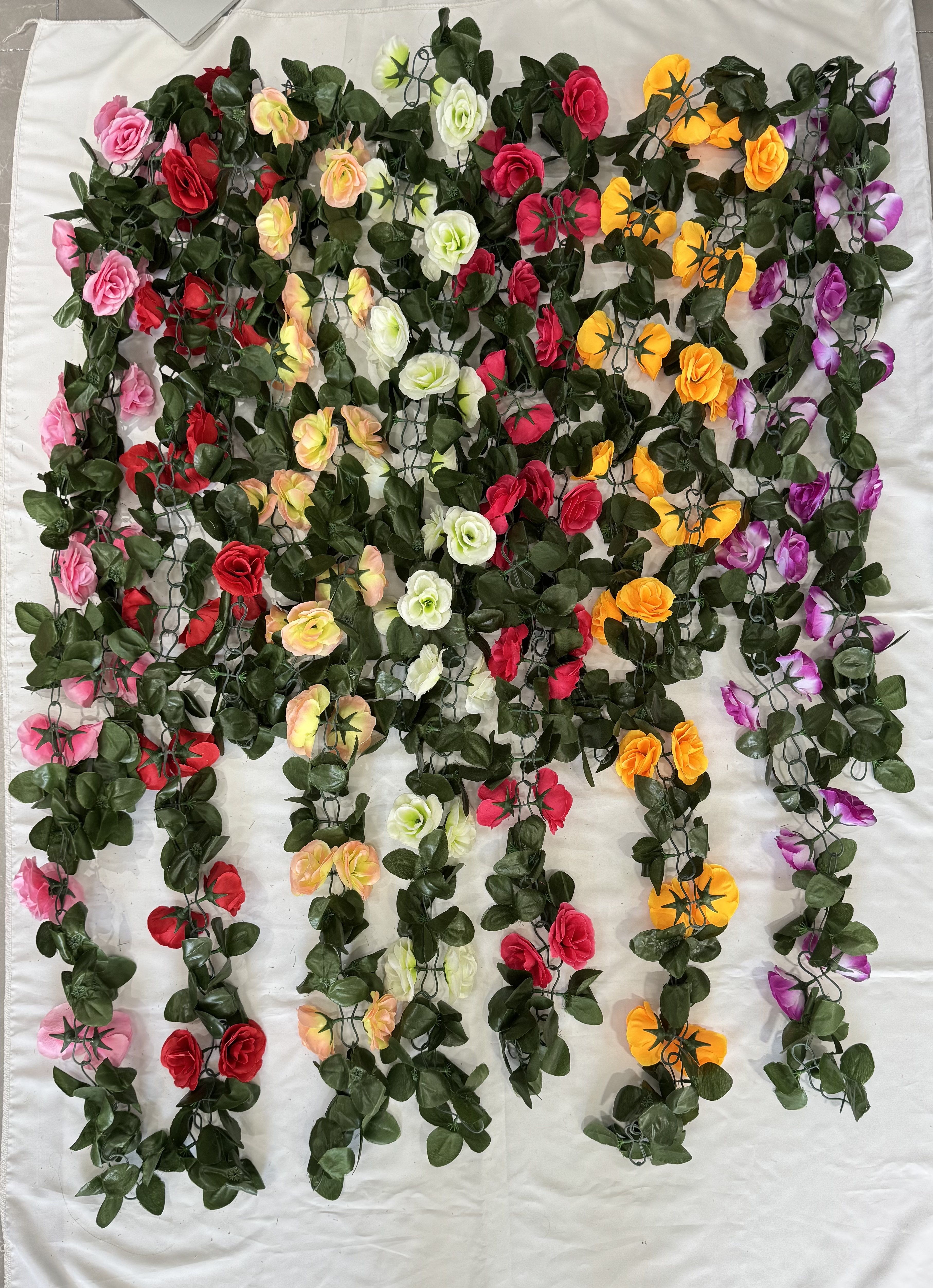 义乌群群工艺花行布艺塑料0512-10瓶插仿真花24头玫瑰链条400pcs/箱批发
