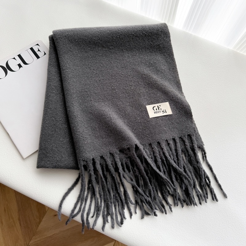 A thick and warm winter scarf, a fashionable Korean-style woolen scarf for women detail image 18