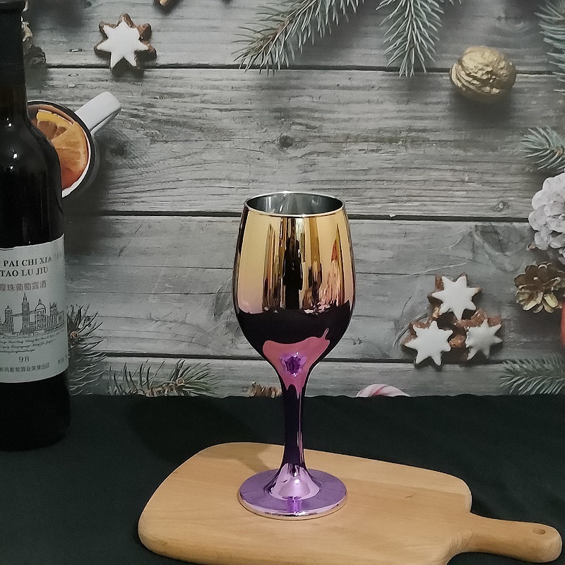 Factory wholesale of electroplated two-color highball glasses, gilded glass wine glasses, lead-free calcium carbonate craft wine glasses Application Scenario