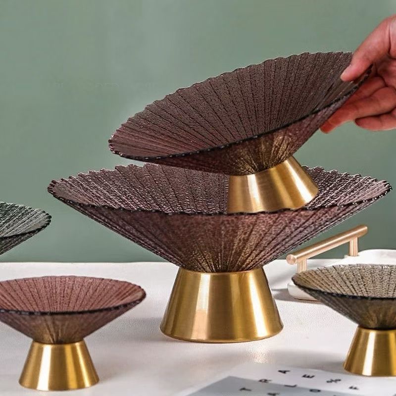 High-end feather tray with copper base color, glass fruit plate, household high-legged candy plate, snack storage and display item details Picture