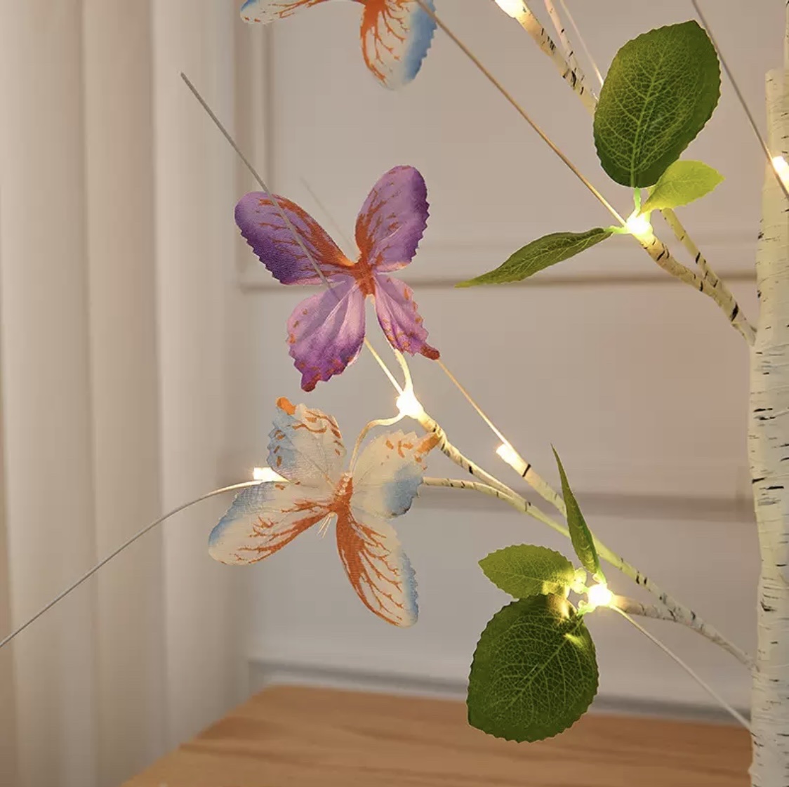 Cross-border minimalist ins simulation Phalaenopsis green leaf home handcrafted plant diy decorative lamp stand night light Application Scenario