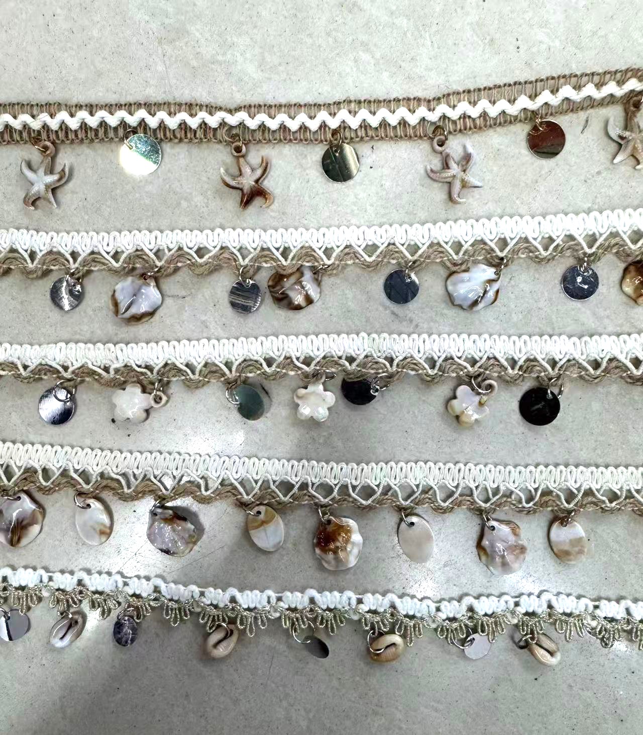 Shell pendants, tassels, lace, webbing, clothing accessories, hat straps, hat decorations, clothing accessories, lace detail image 2