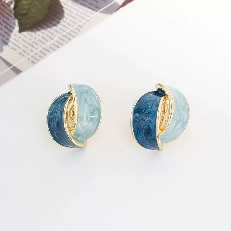 French retro style, contrasting blue earrings, enamel high-end, light luxury earrings, grand, painless mosquito-repellent incense, ear clips for women details Picture