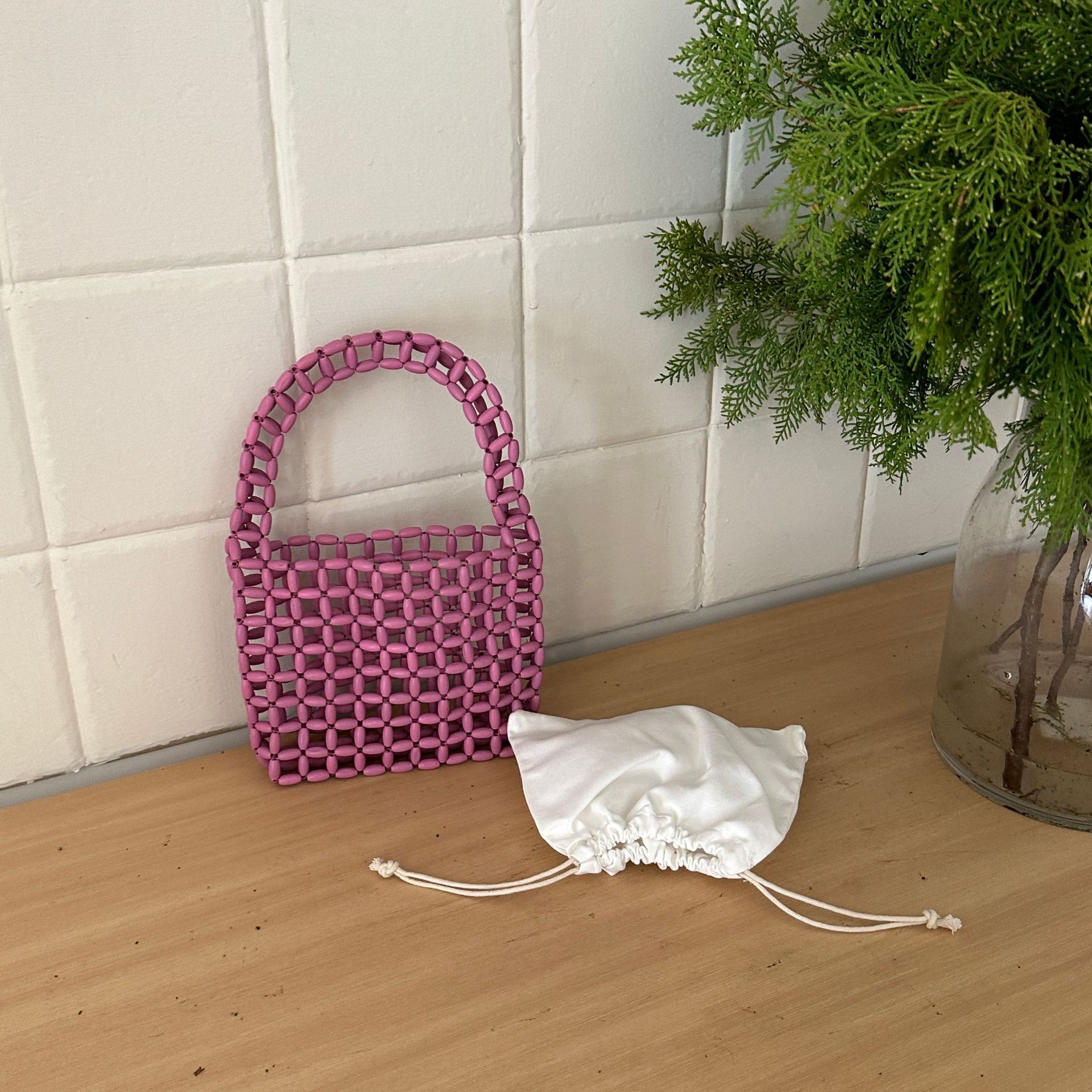 Korean niche handbags, handcrafted hollowed-out beaded small square bags, woven bags, fresh and casual vacation beach bags, trendy detail image 7