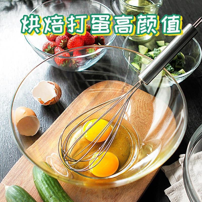 High-temperature resistant transparent glass bowl thickened and washbasin, microwave-safe high borosilicate glass, large household salad bowl, glass salad bowl Application Scenario