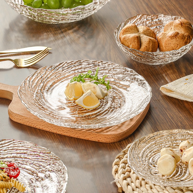 High-end crystal glass fruit plate, exquisite home living room, light luxury, high-end and elegant fruit and vegetable plate, bowl, snack plate Application Scenario
