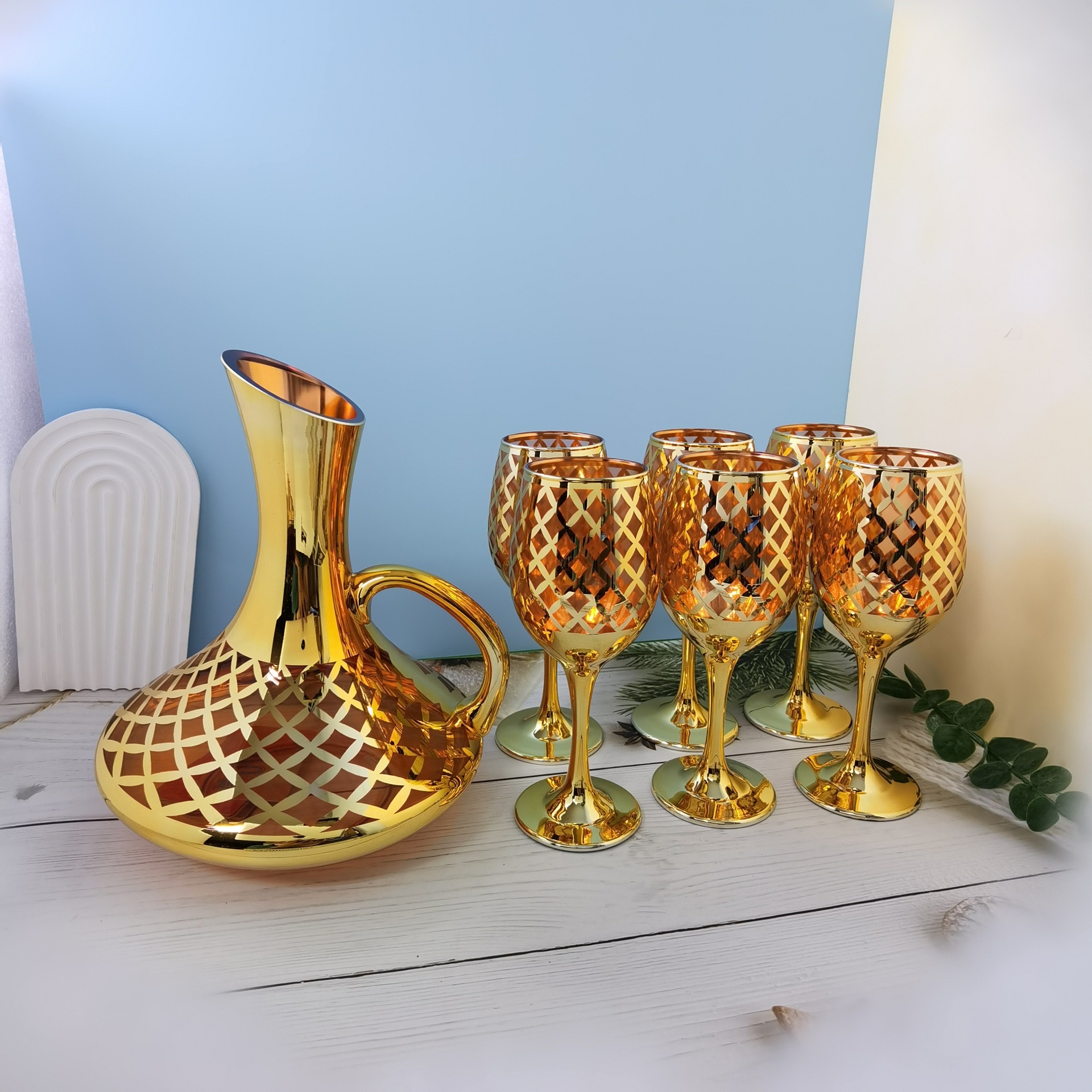New cross-border tall glass wine dispenser, red wine glass electroplated handicraft, household wine glass decanter