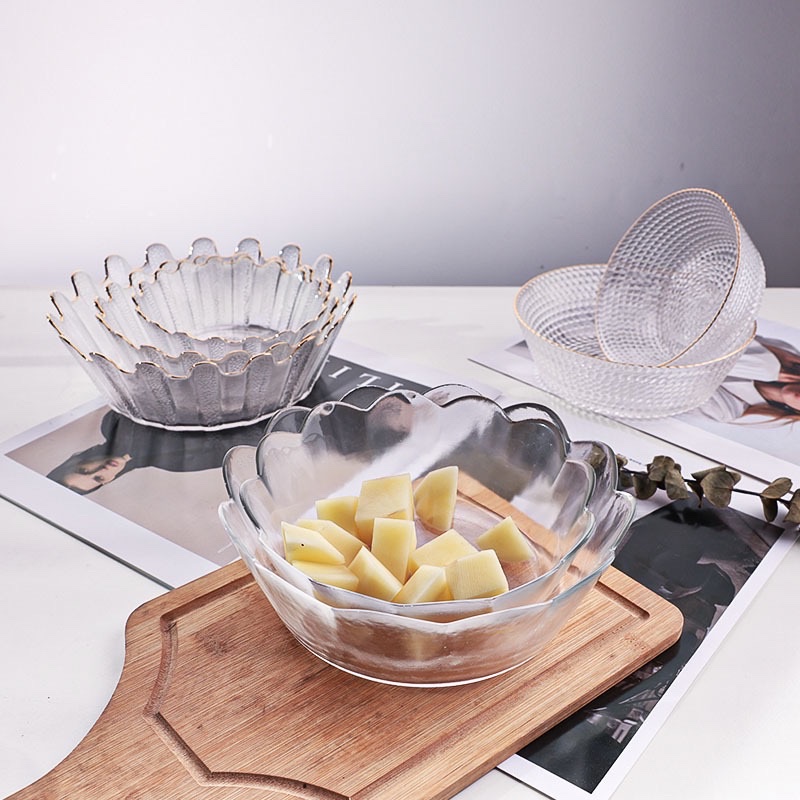 Light luxury glass fruit plate, household fruit salad bowl, living room coffee table, snack display plate, high appearance level, dessert yogurt bowl