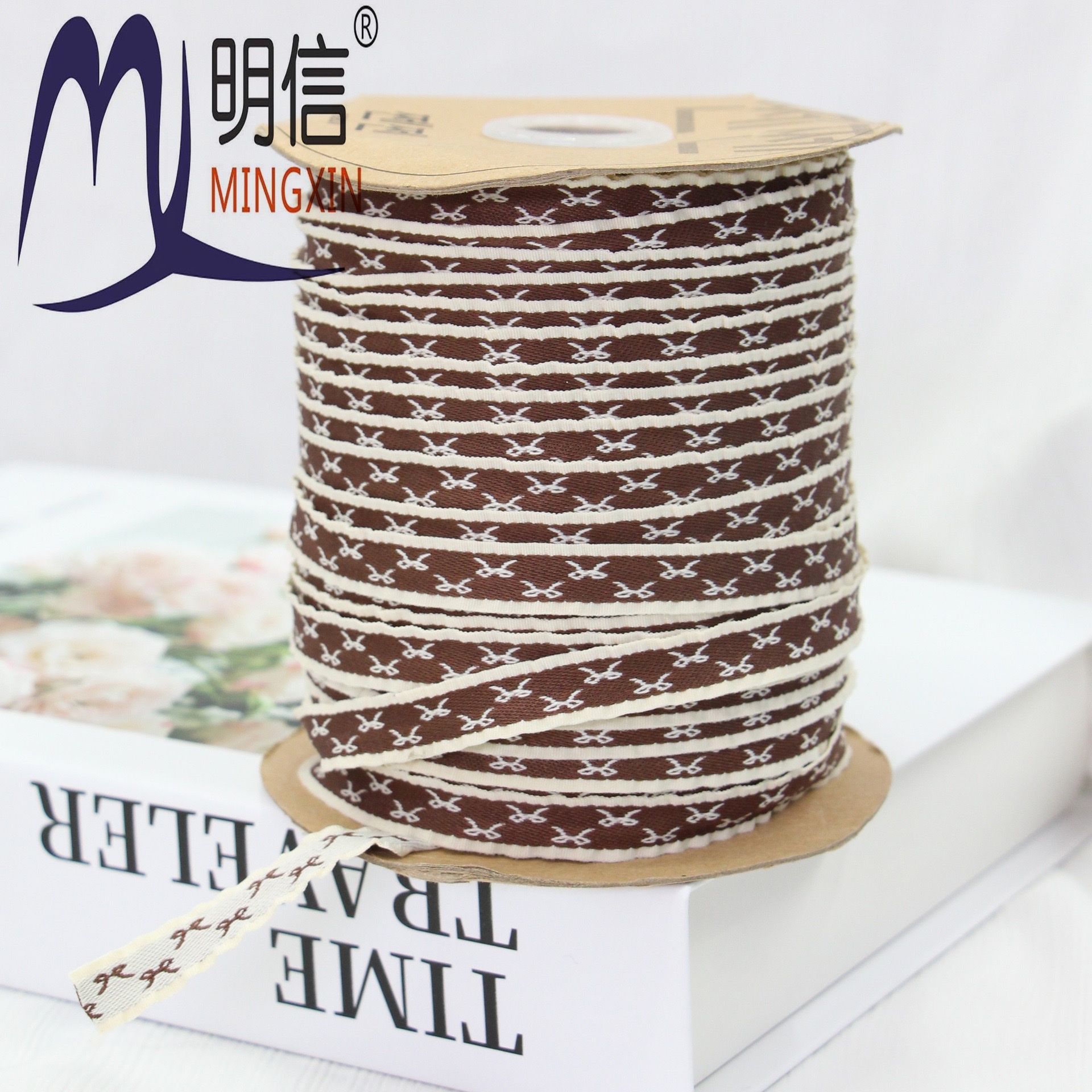 The skirt hem is in two colors, with a small bow at the black fungus edge, a woven ribbon, a colorful ribbon, handcrafted hair accessories, headwear materials, and diy hair clips detail image 9