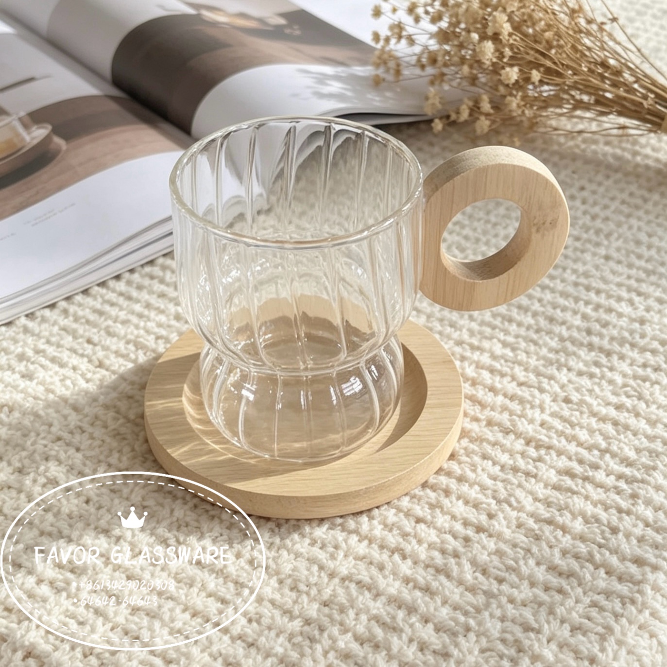 Simple, thickened single-layer juice drink cup with handle, high borosilicate glass transparent household milk cup with wooden handle Specification image