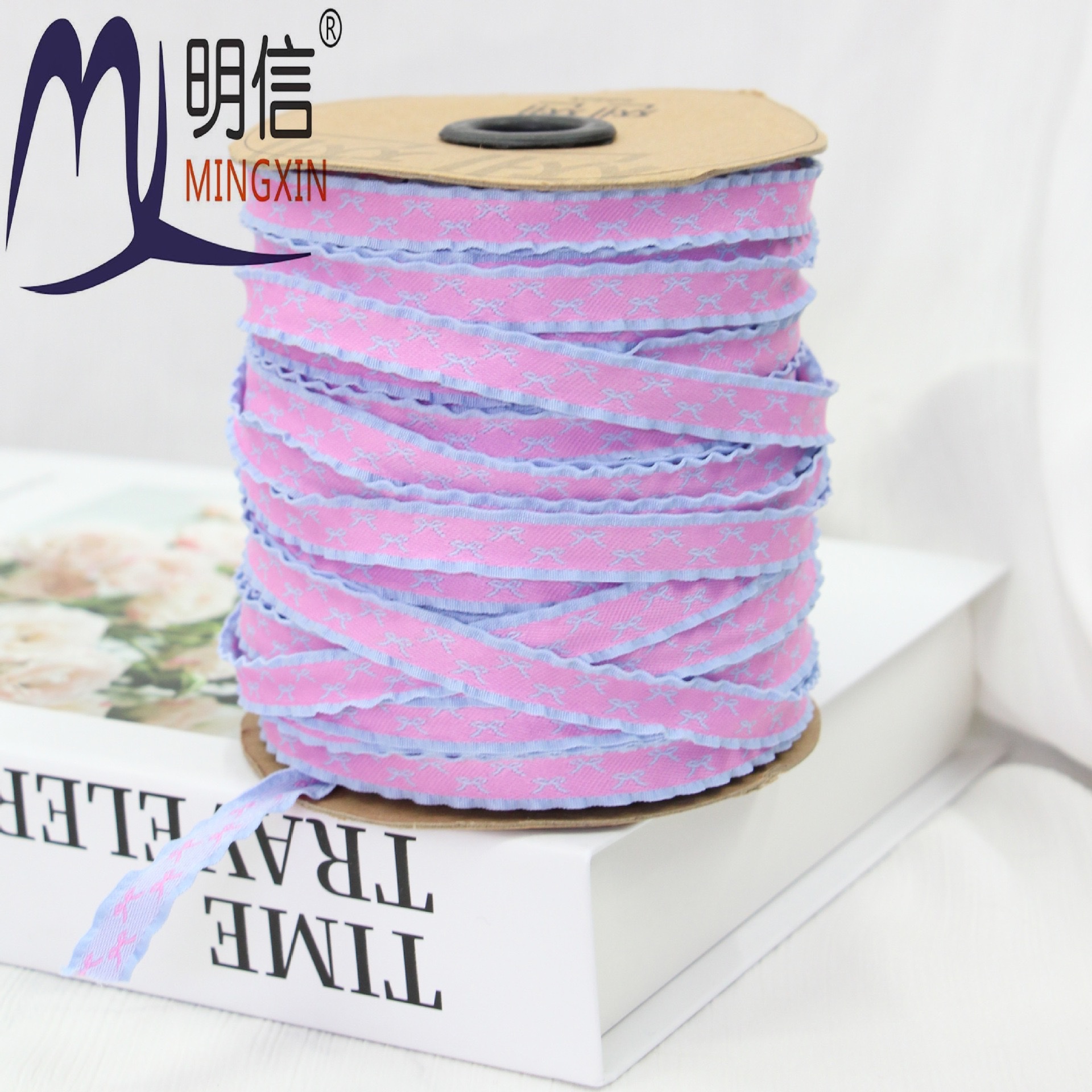 The skirt hem is in two colors, with a small bow at the black fungus edge, a woven ribbon, a colorful ribbon, handcrafted hair accessories, headwear materials, and diy hair clips Item Picture
