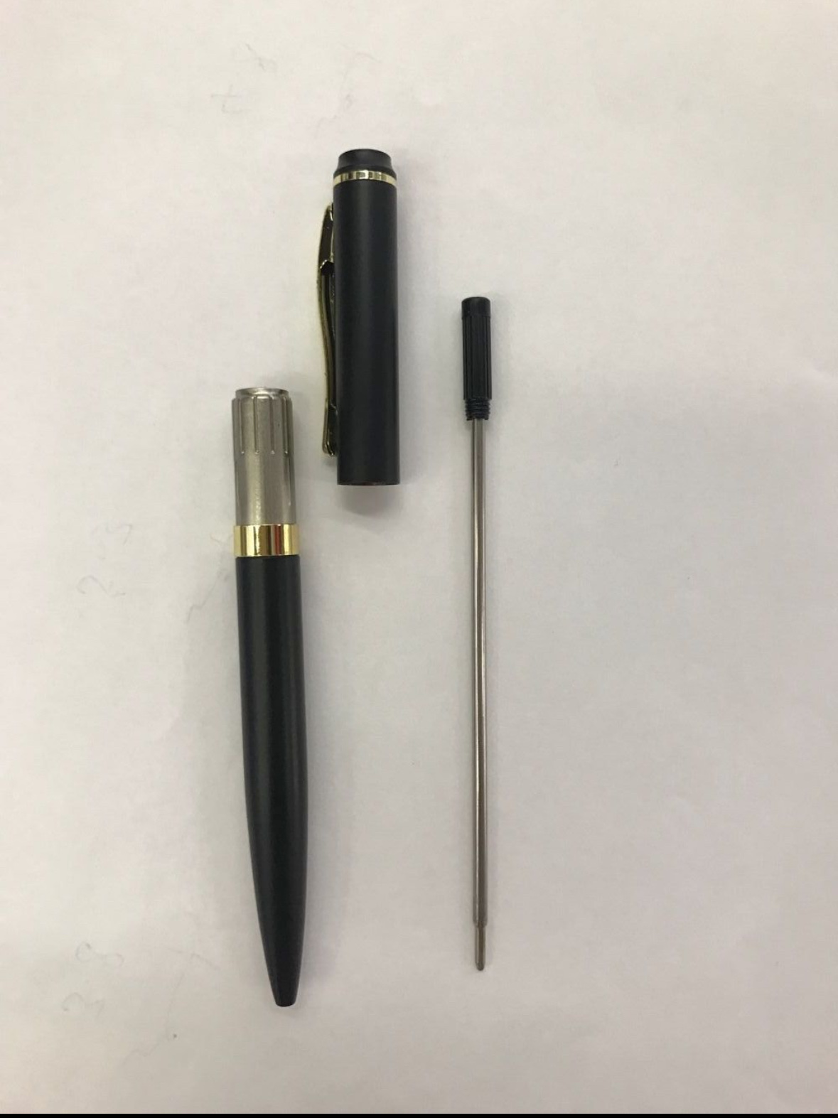 Metal ballpoint pen gift, office and student pen, classic model, durable and smooth writing Specification image