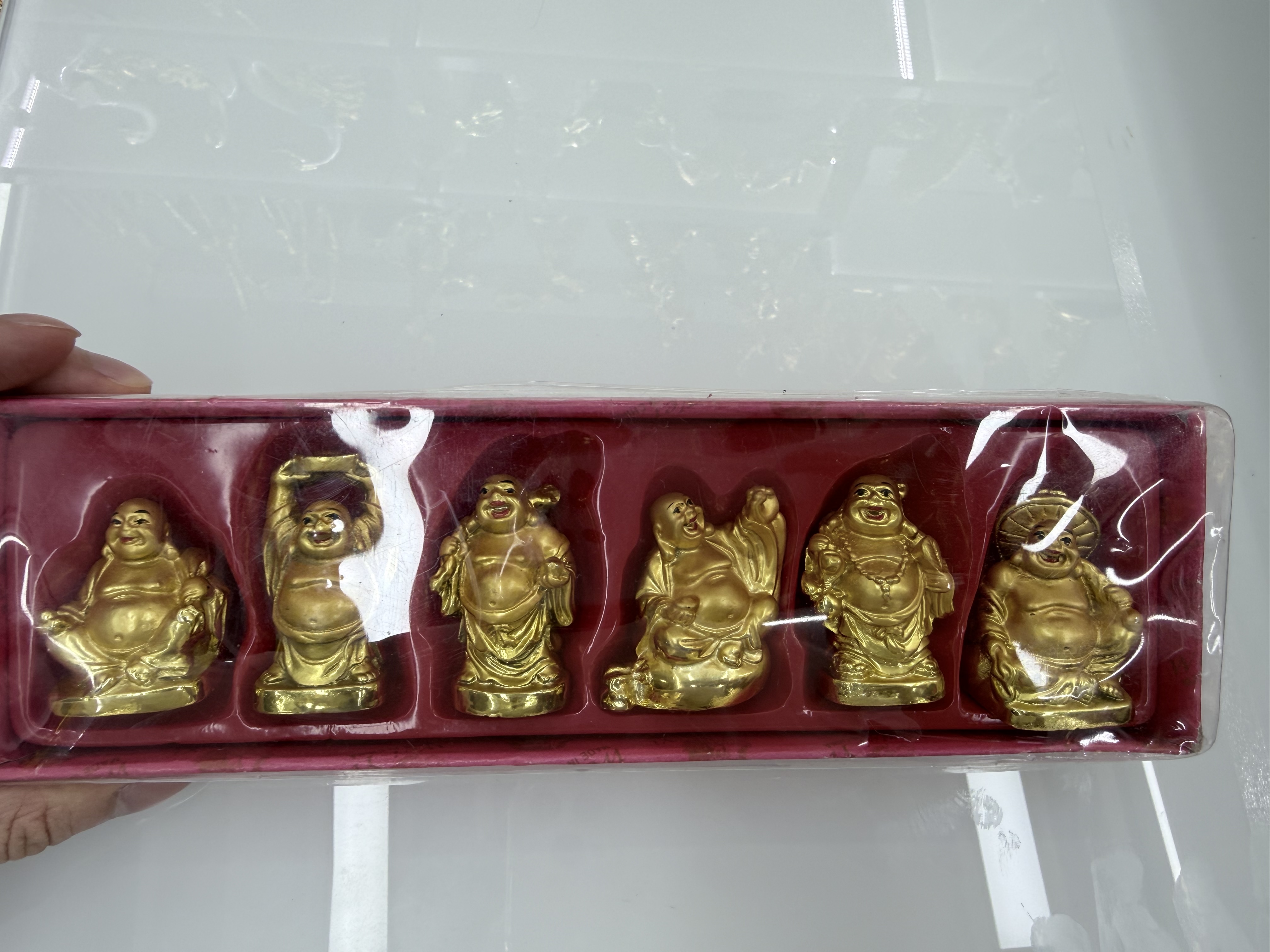 Six small Buddha statue resin handicraft ornaments, living room decorations, Buddhist-style ornaments details Picture