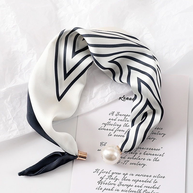 Hot-selling new model in stock: ZZMS 038# medium-sized pearl magnetic clasp rabbit ears. Welcome to purchase. [Handshake] Specification image