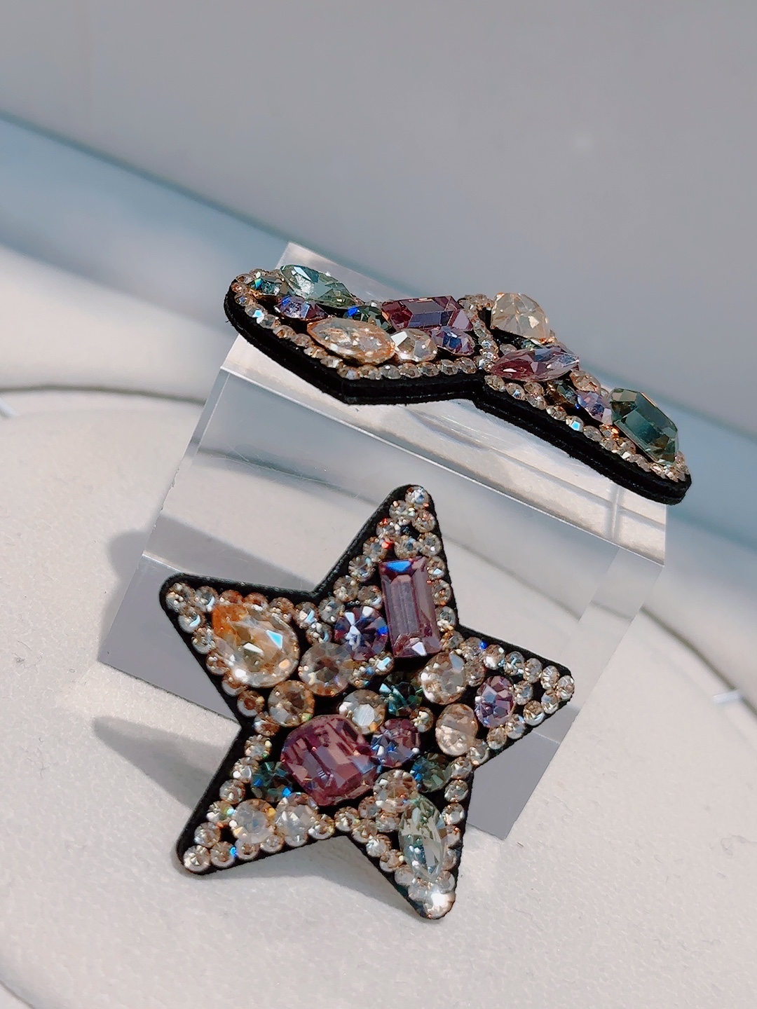 Heart-shaped Austrian Swarovski crystal gold-plated jewelry clip