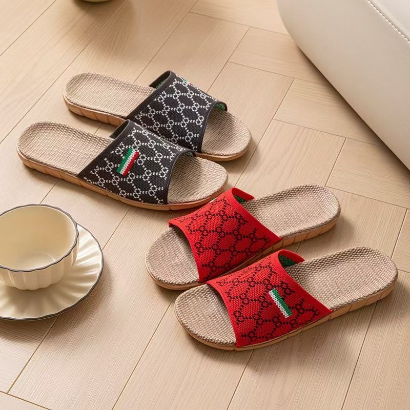 New home linen slippers with a woven surface, both men's and women's indoor slippers, sweat-absorbing and breathable, all-season slippers, durable and easy to wear, women's summer home slippers Application Scenario