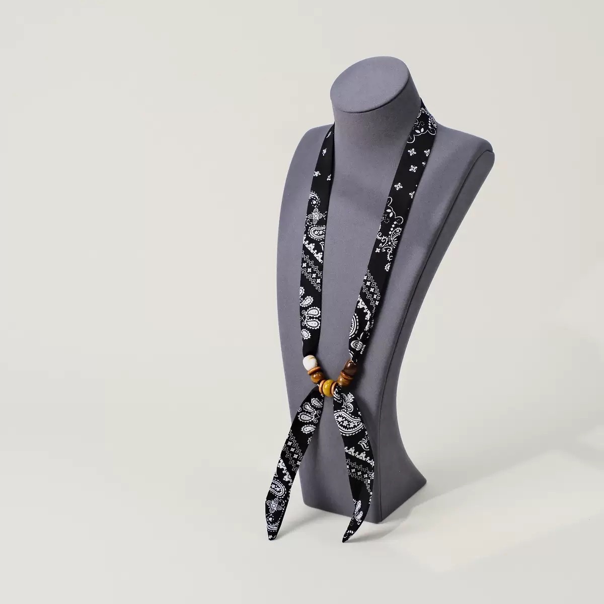 Hot-selling ZZMS026# Vitality Bead beaded Scarf. Retro long ribbon beaded detail image 2