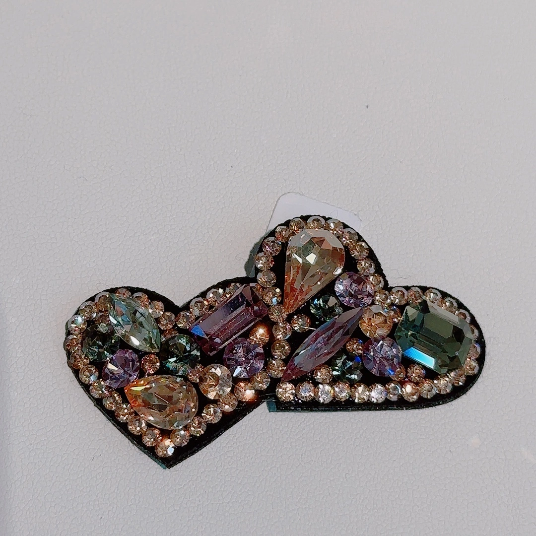 Heart-shaped Austrian Swarovski crystal gold-plated jewelry clip detail image 2