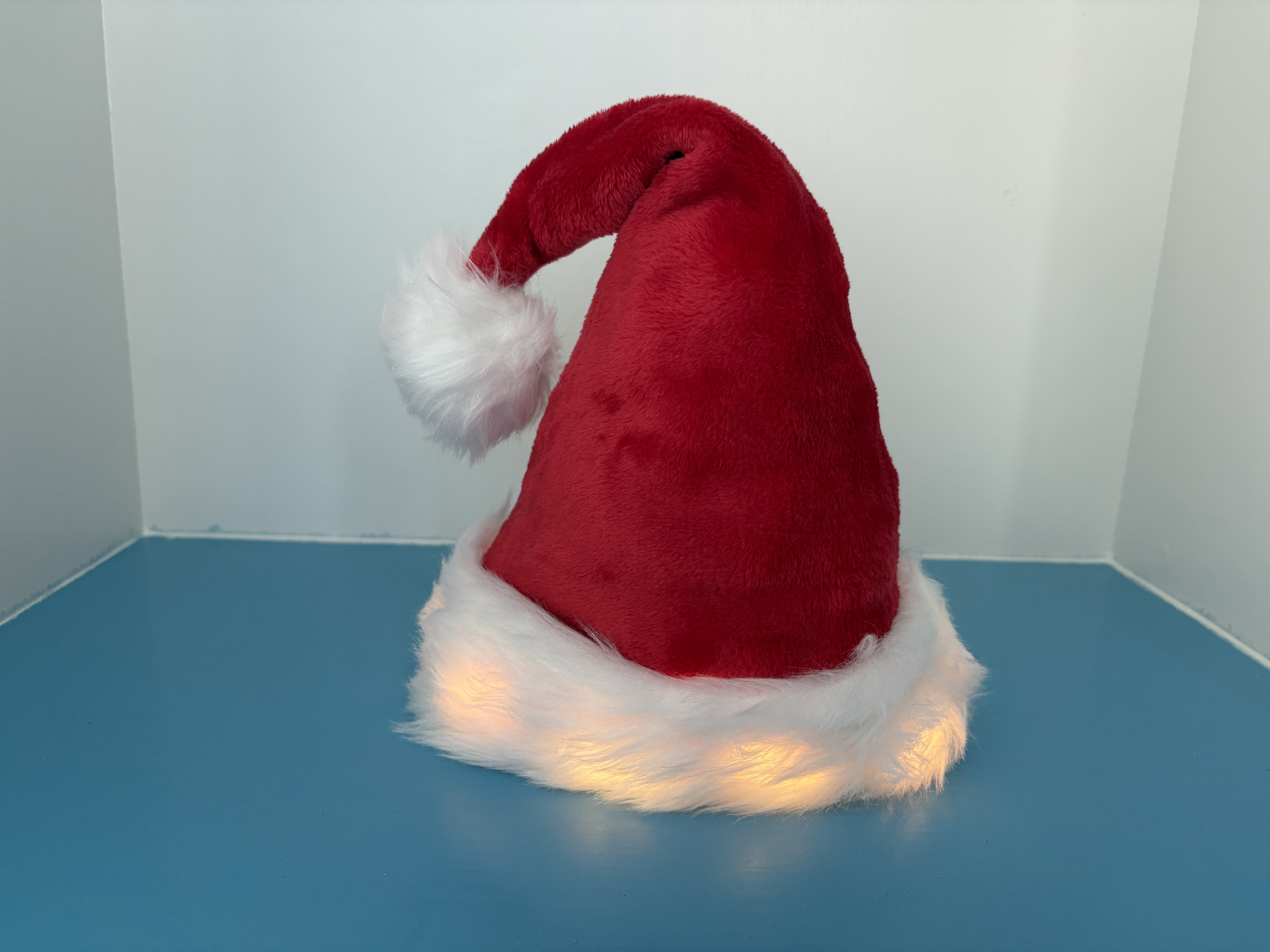 25 cents Shanghai-style adult and children's hats with edge lights, warm lights, Christmas decoration items, Christmas gifts