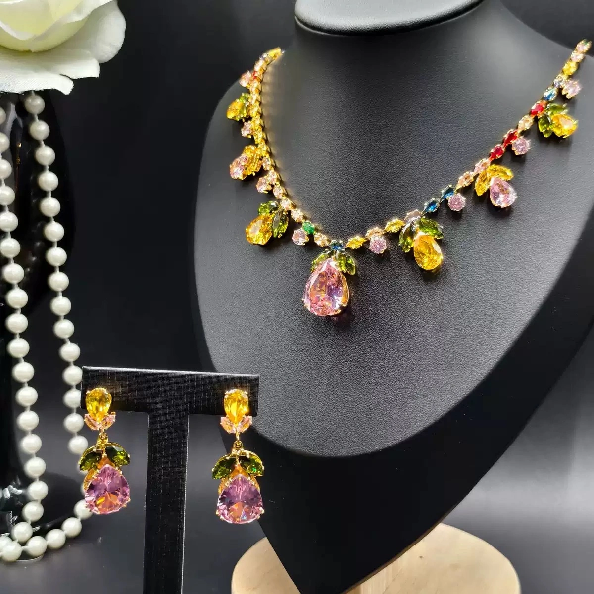 High-end heavy industry crystal zircon necklace and earring set, cross-border jewelry set detail image 3