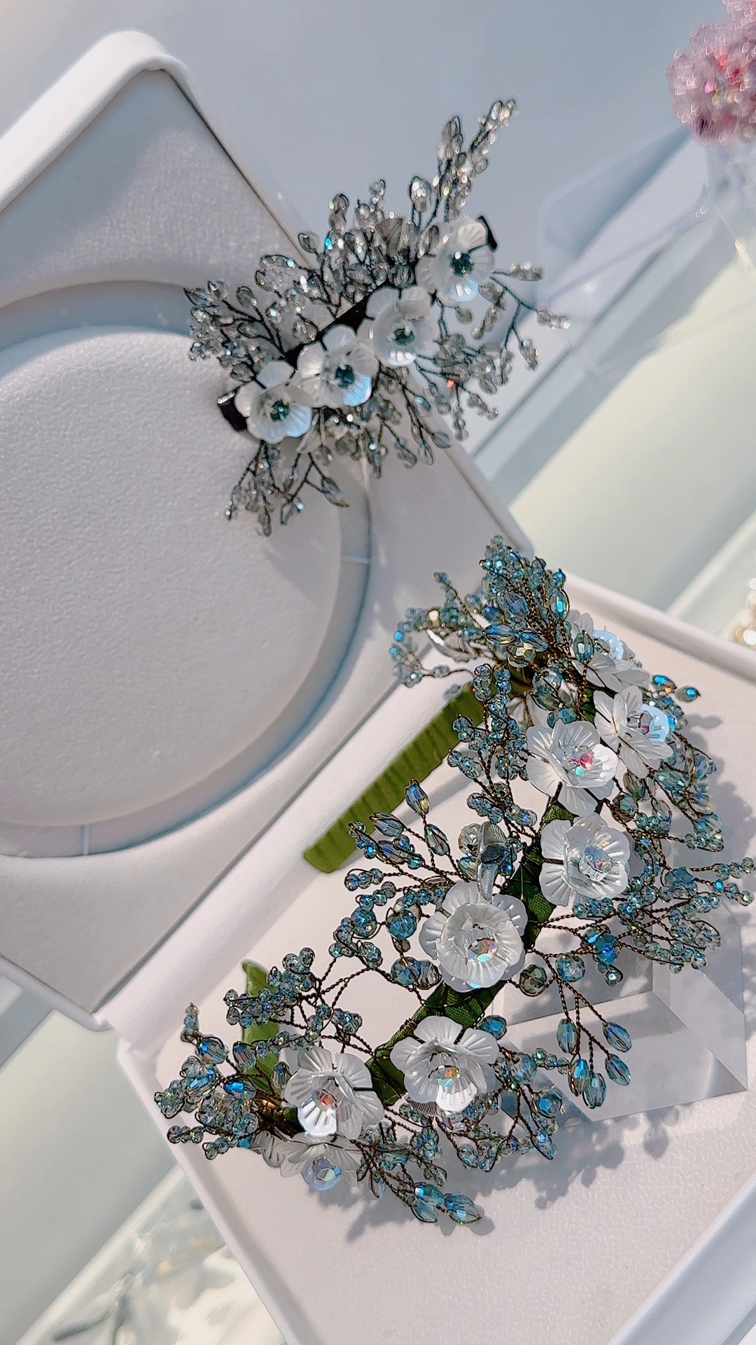 Silver ➕ Czech diamond ➕ gold-plated jewelry clips detail image 2