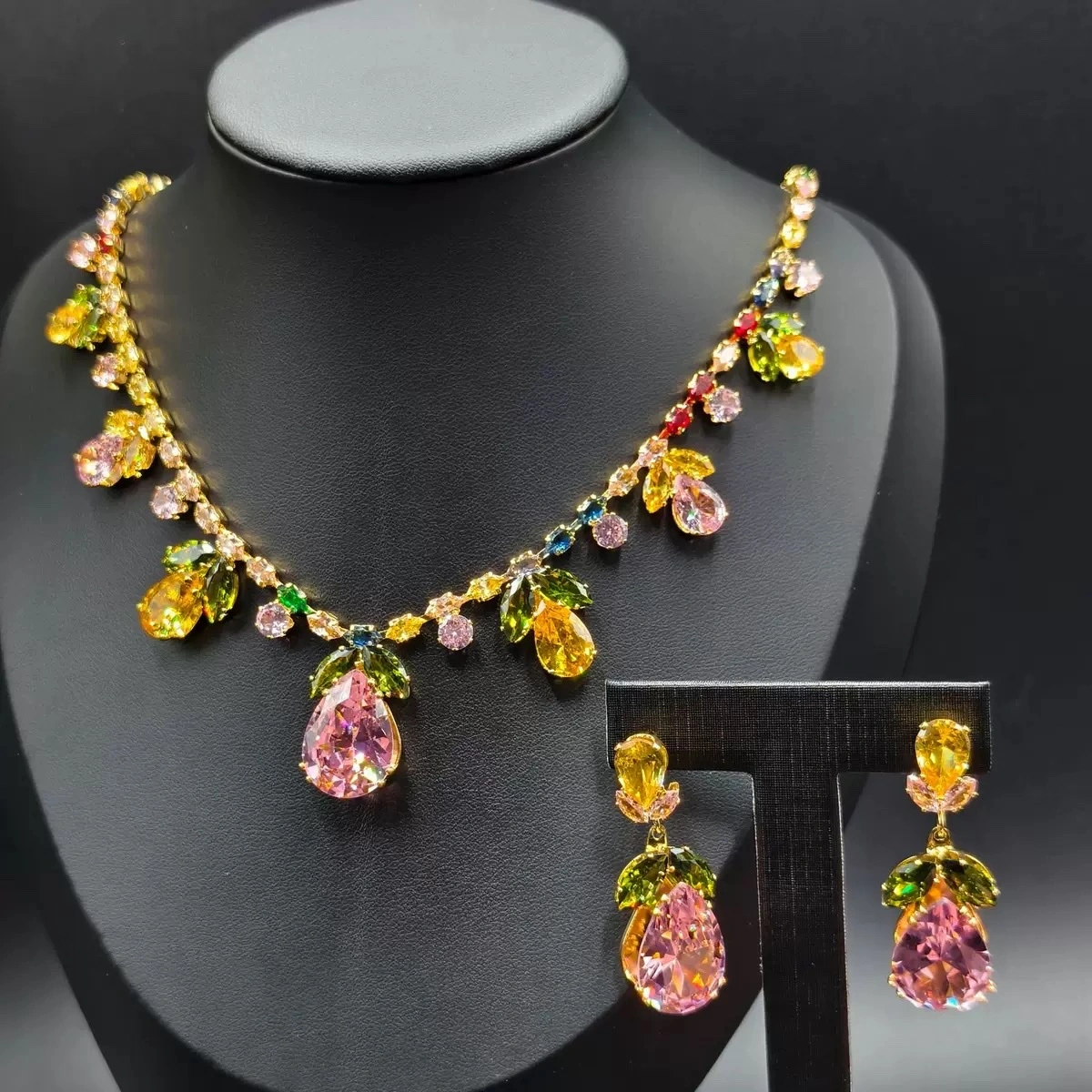 High-end heavy industry crystal zircon necklace and earring set, cross-border jewelry set detail image 2