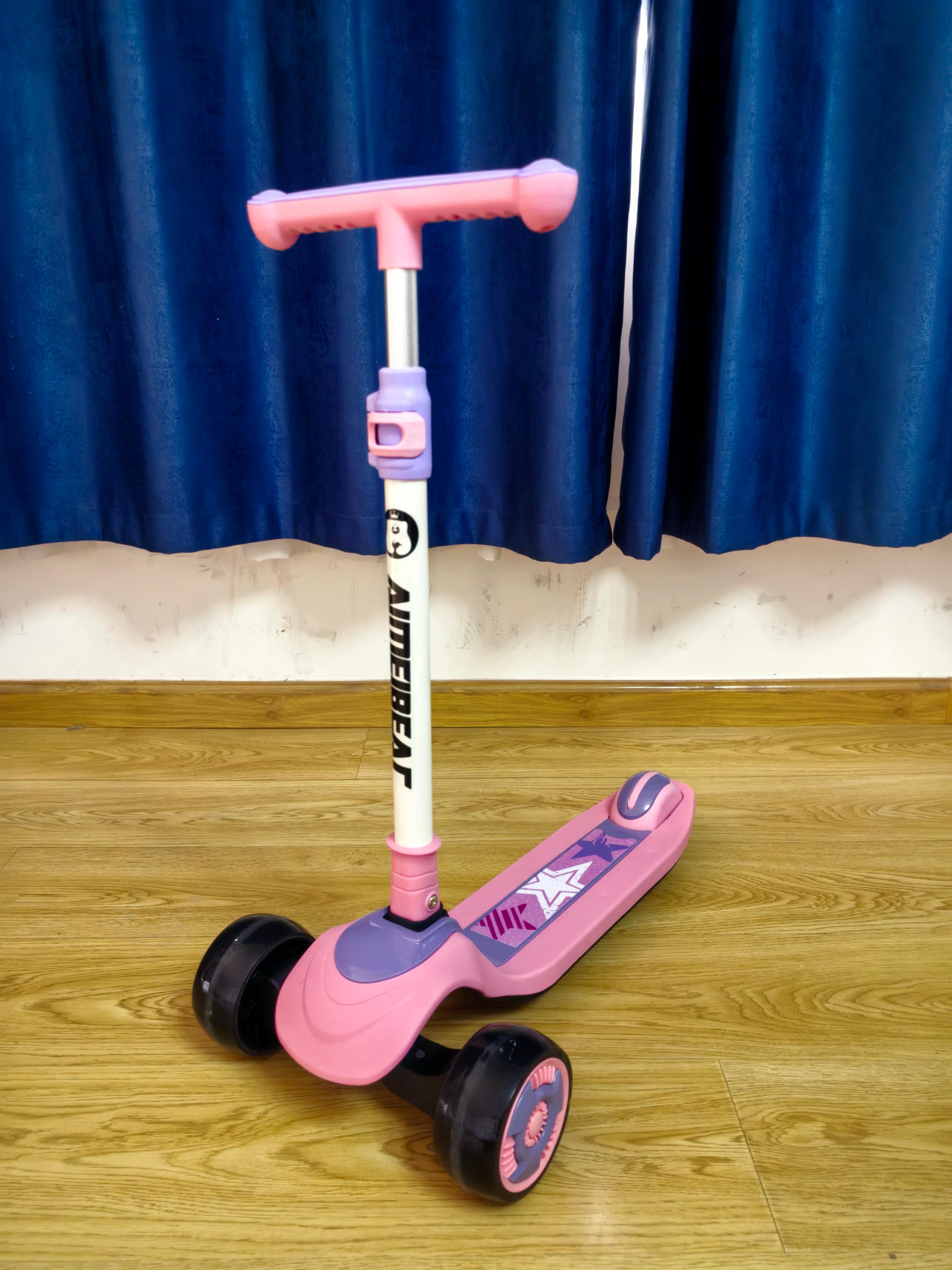 儿童三轮滑板车母婴户外多功能滑板车