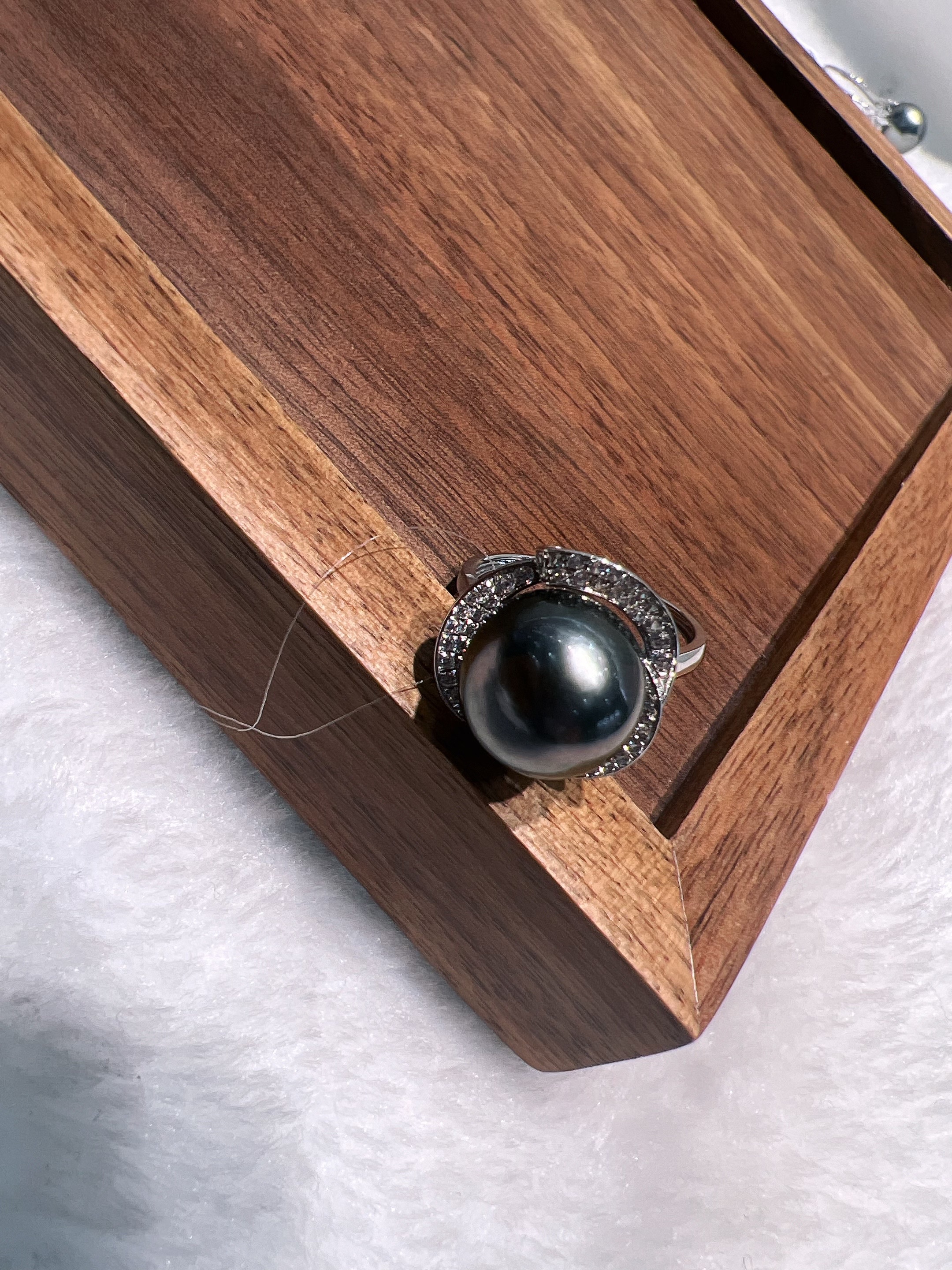 Exquisite 18k gold natural pearl accessories Application Scenario