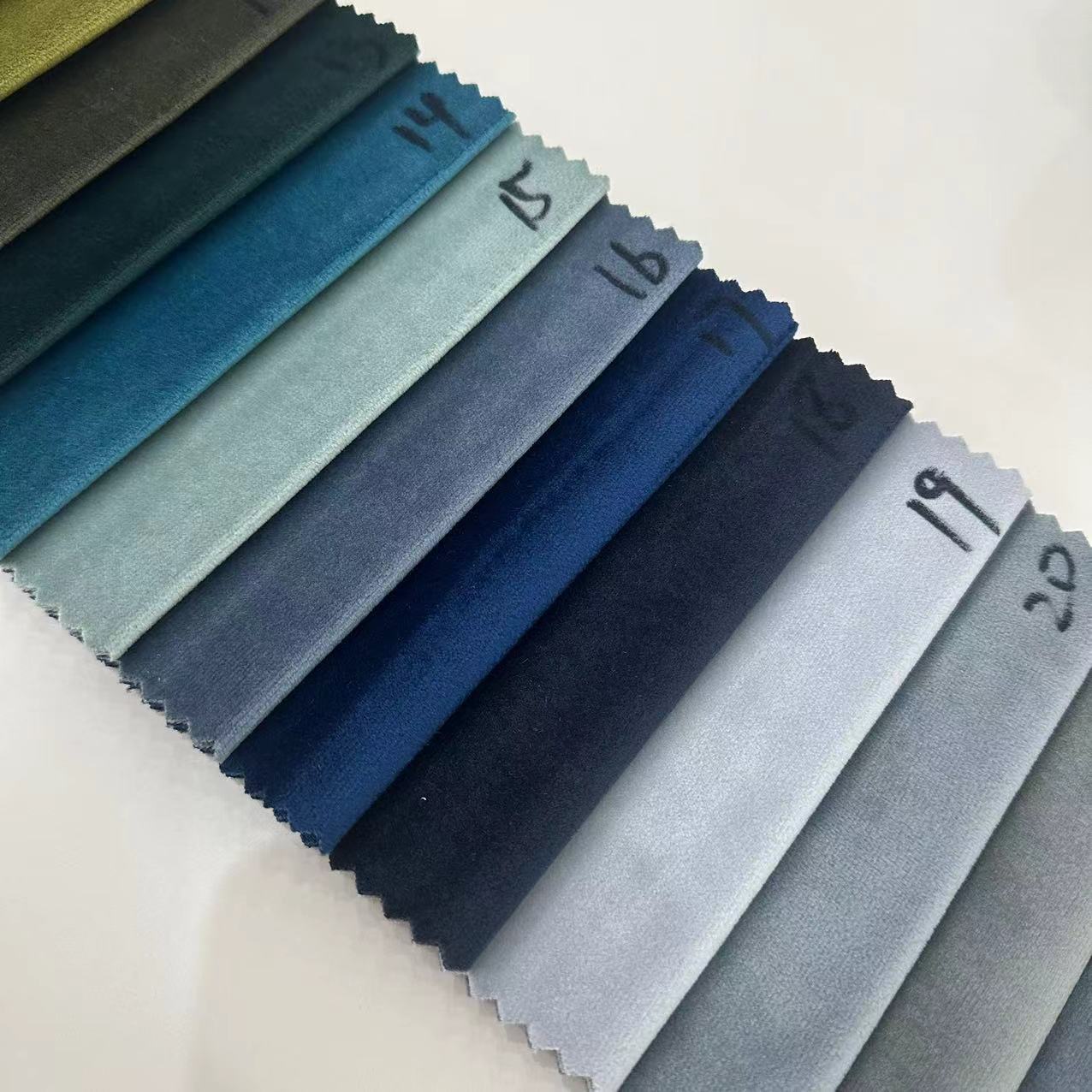 Textile, leather and knitted fabrics come in a variety of colors and are suitable for clothing and home use. They are soft and comfortable details Picture