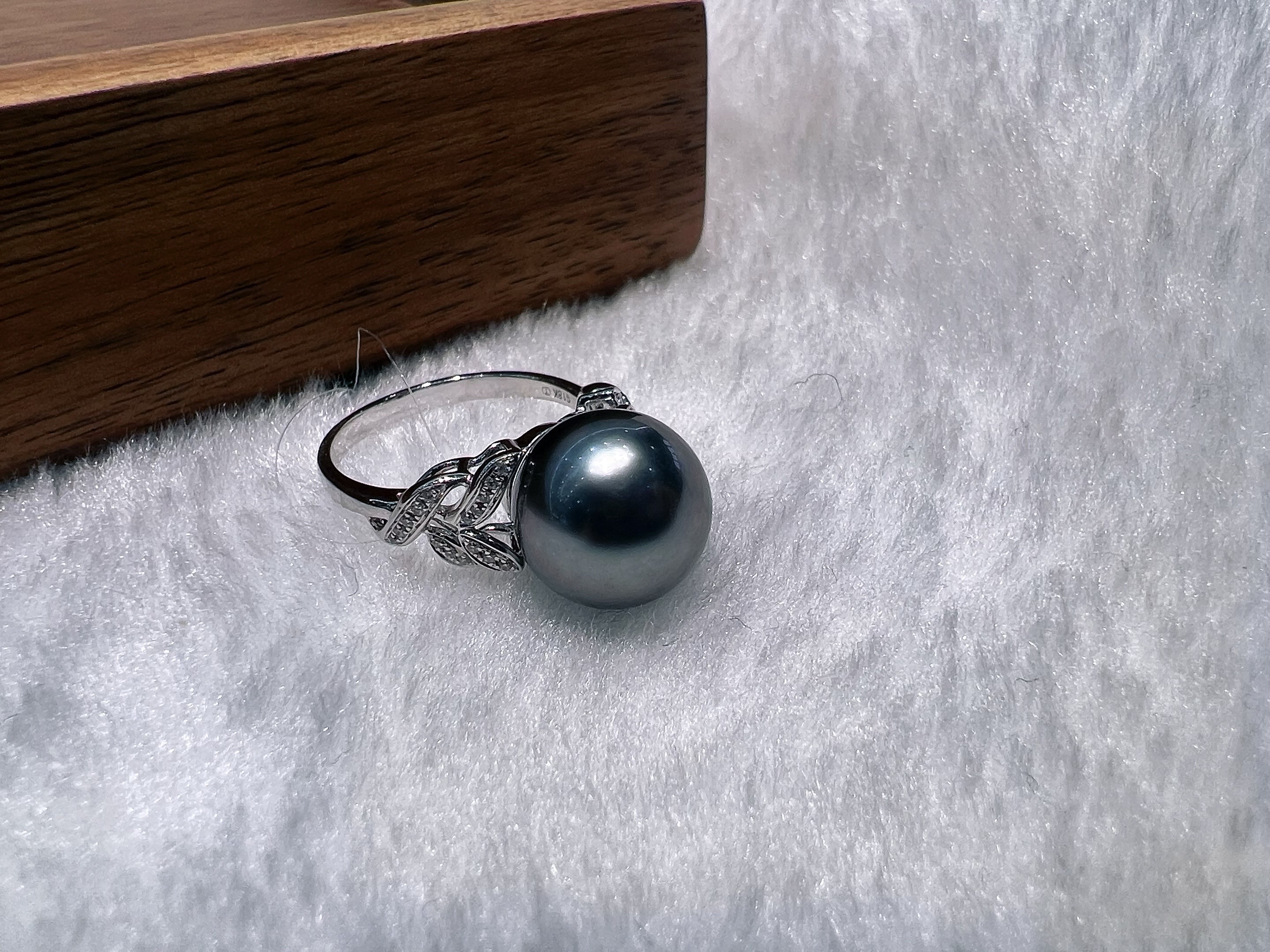 18k gold natural pearl exquisite and luxurious ring, Tahitian black pearl Specification image