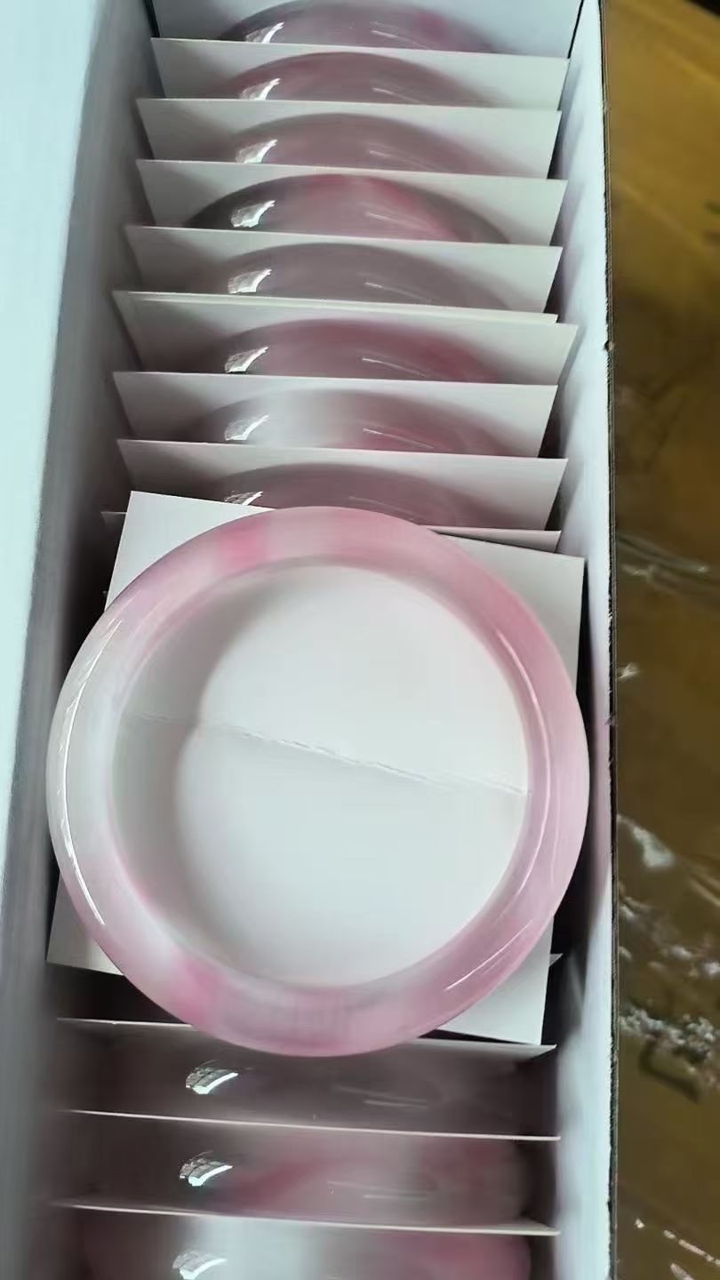 鞋眼机实物图
