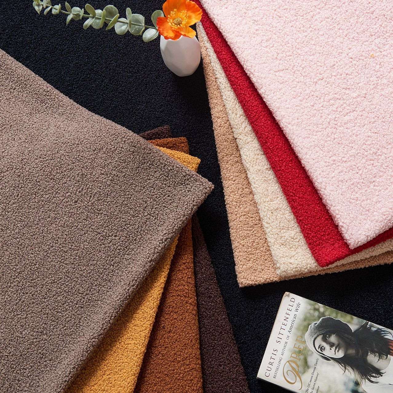 Select comfortable velvet fabric, which is light in texture, wrinkle-resistant, durable and has a fine touch Specification image